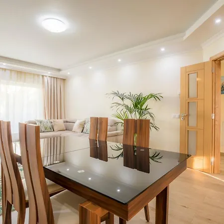 Casa Palmeiras Lagos