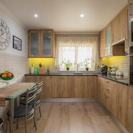 Casa Palmeiras بيت للعطل